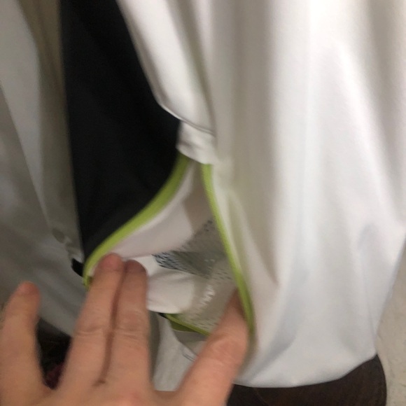 Mens White & Black Summer Jacket. Second Skin. Size Large. - Picture 10 of 10